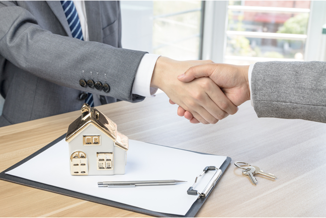 Nếu chấm dứt hợp đồng thuê nhà trước hạn thì phải bồi thường thế nào?