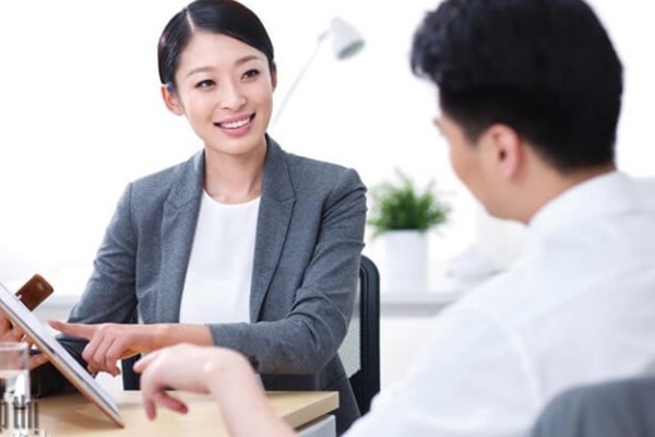 kiểm tra bản dịch công chứng