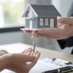 Thẩm quyền ngăn chặn giao dịch