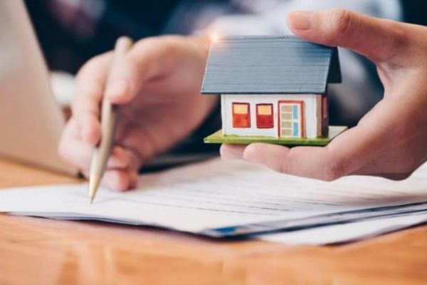 Đất giao thông công cộng