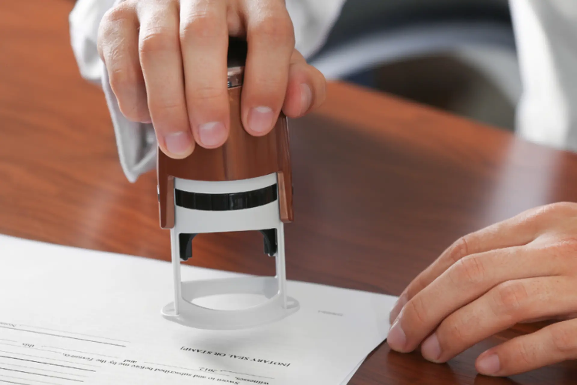 hủy công chứng đối phó