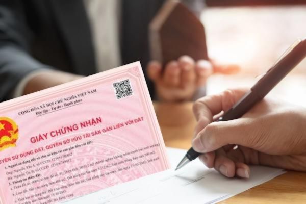 Sang tên sổ đỏ tại Hà Nội nhanh chóng