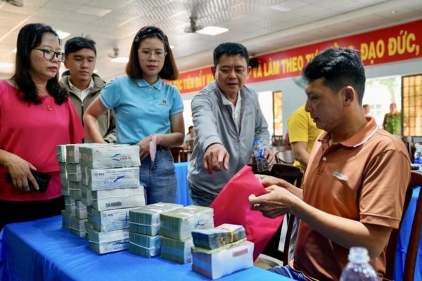 Ủy quyền để nhận tiền bồi thường